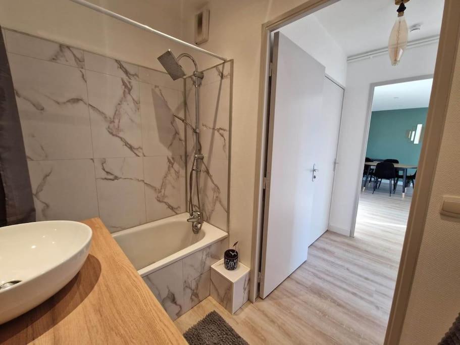 Appartement Cosy Oloron, Aux Pieds Des Pyrenees Et De L'Atlantique! Exterior foto