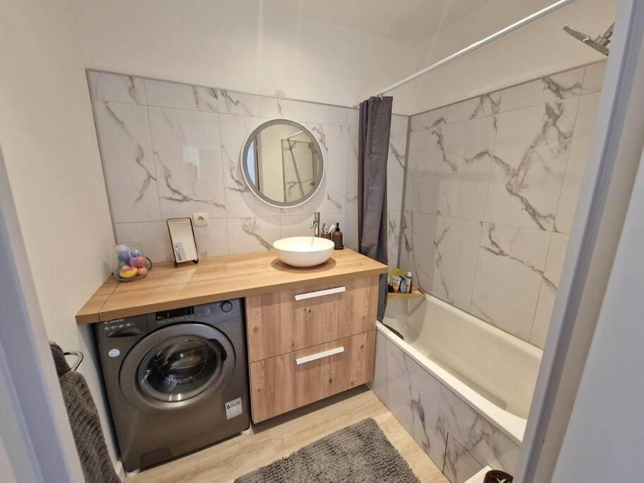 Appartement Cosy Oloron, Aux Pieds Des Pyrenees Et De L'Atlantique! Exterior foto